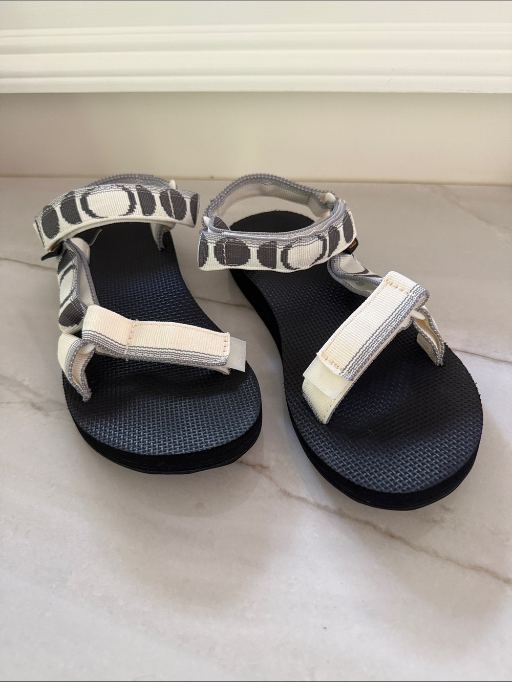 Teva women’s Original Universal Sandal White